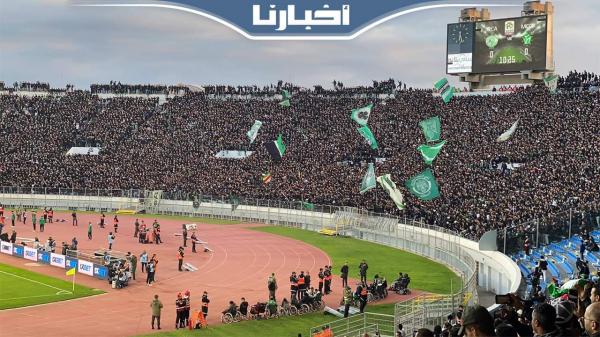 جمهور الرجاء يملأ جنبات "دونور" بالكامل في مواجهة مولودية وجدة وتزلزل المدرجات